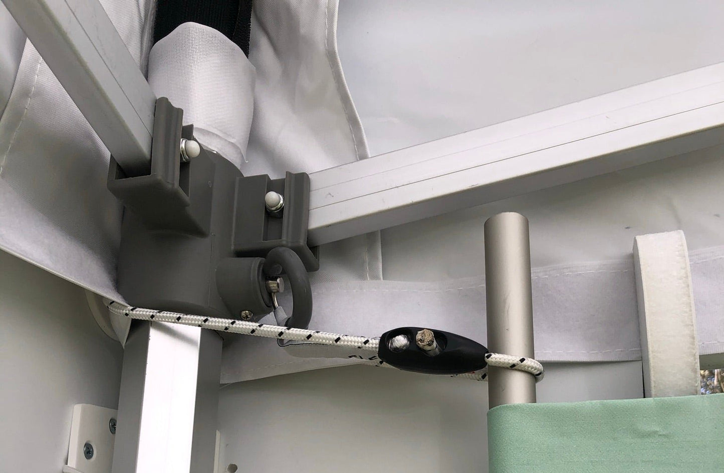 GAZEBO completo di TELO LATERALE STAMPATO su due lati folletto